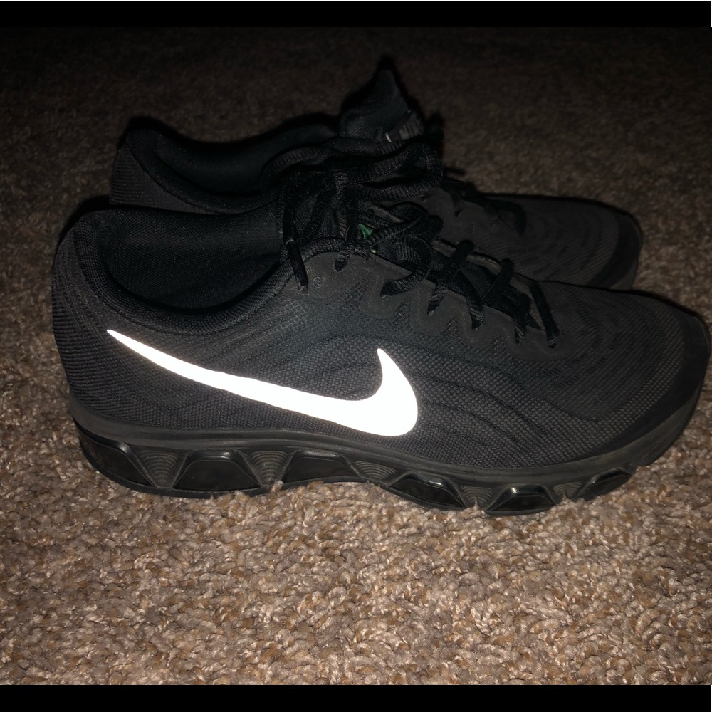 Nike air max trail wind Mens Sz 7 women’s 8.5